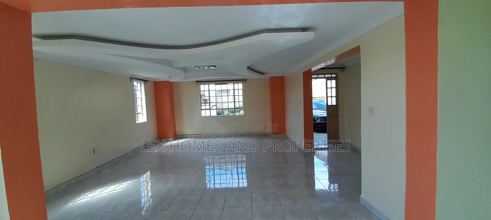 5bdrm Villa in NkaiMurunya for sale in NkaiMurunya