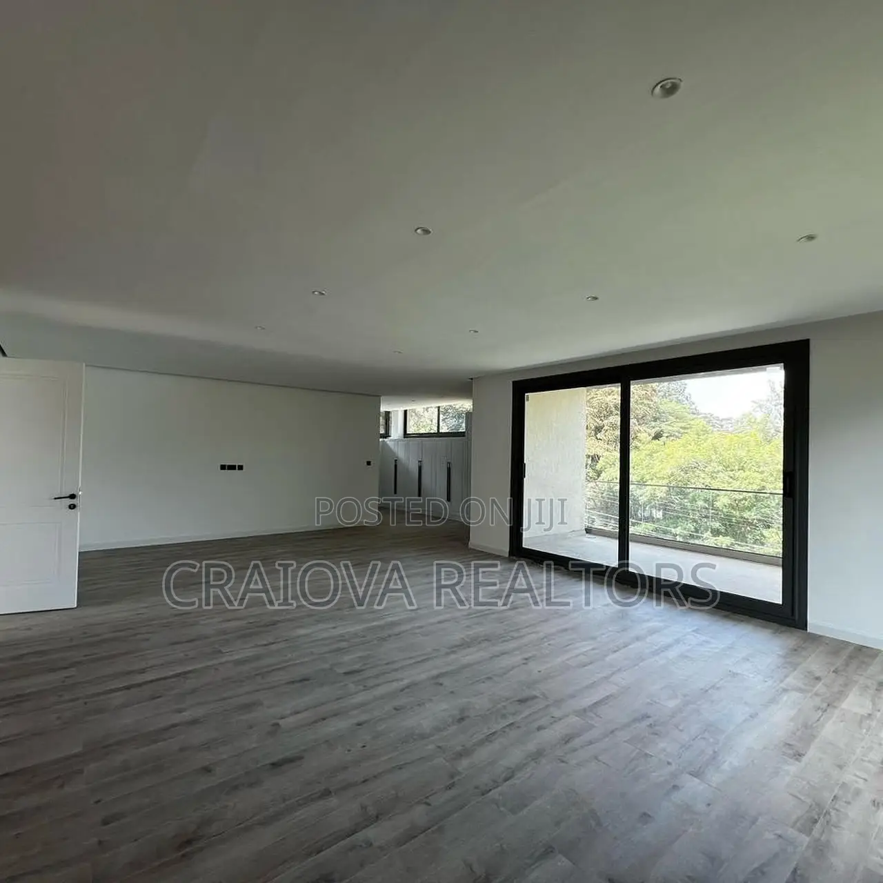5bdrm Villa in Lavington for sale in Lavington