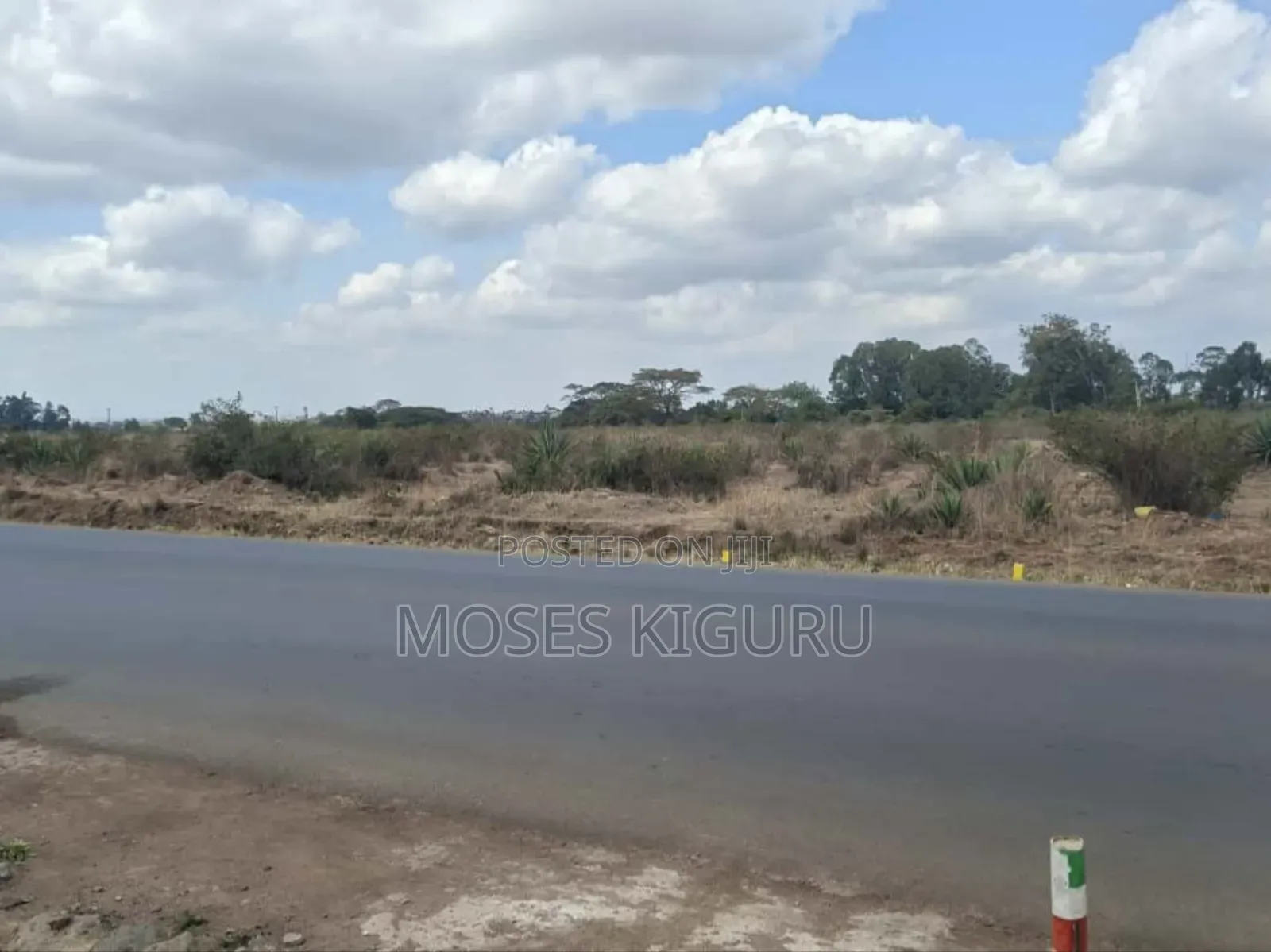 Jujafarm Road 1 Acre Touching Tarmac. in Kalimoni