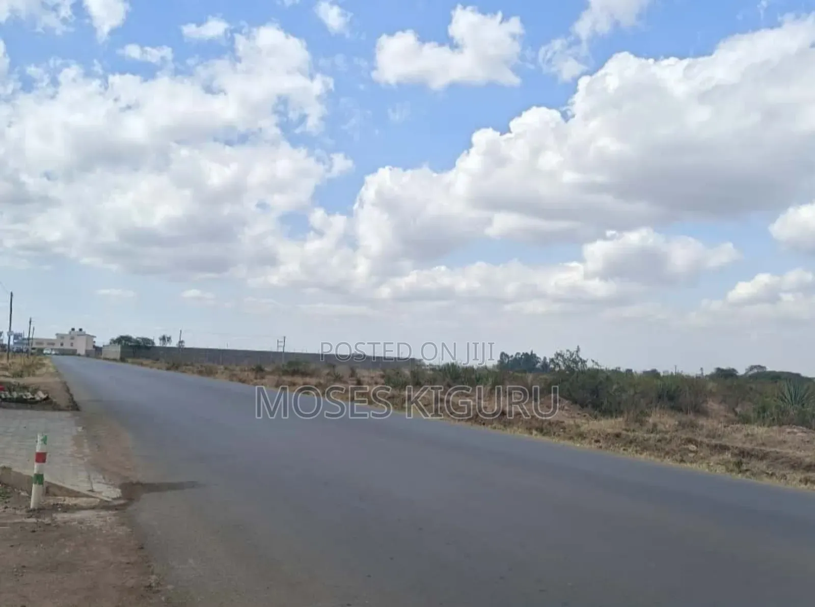 Jujafarm Road 1 Acre Touching Tarmac. in Kalimoni