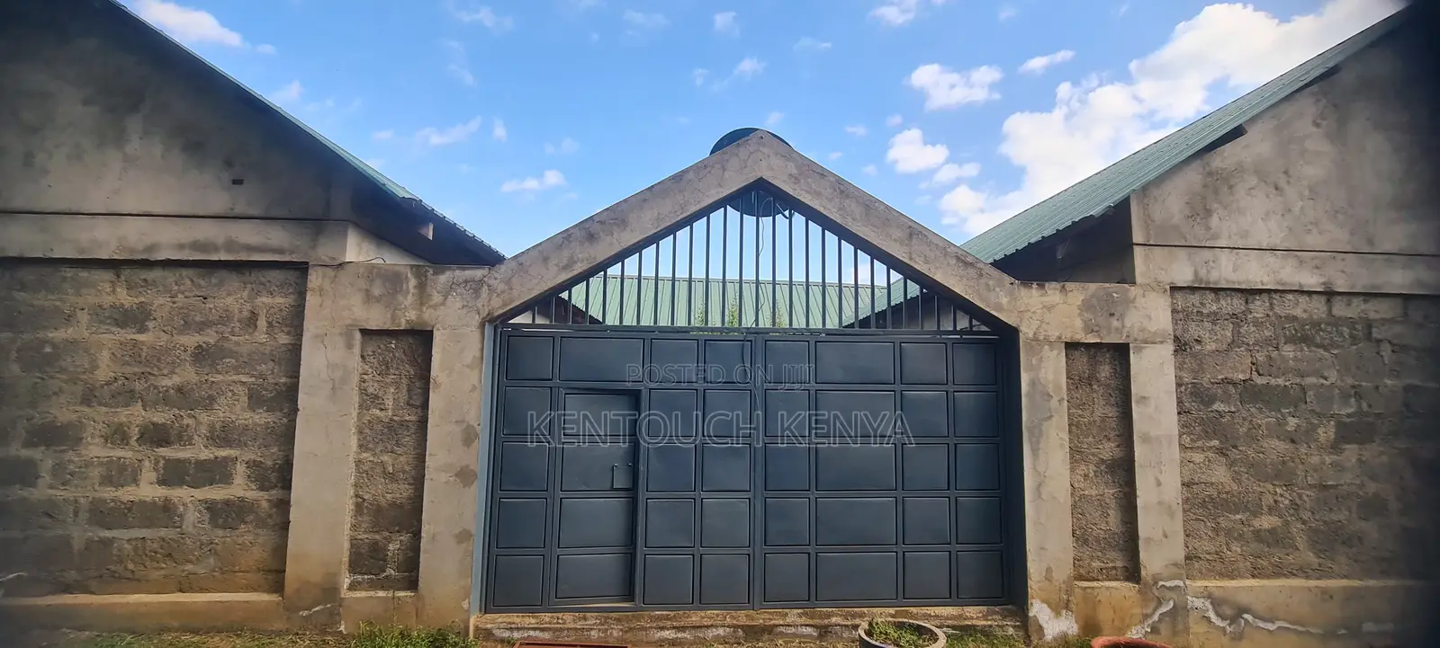 1 Acre Prime Land + 2 Bedroom Ensuite House For Sale Kikopey in Kikopey