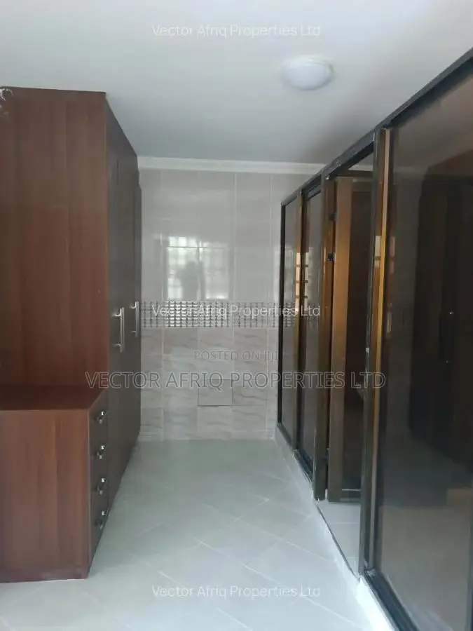 5bdrm Mansion in Acacia, Kitengela for sale in Kitengela