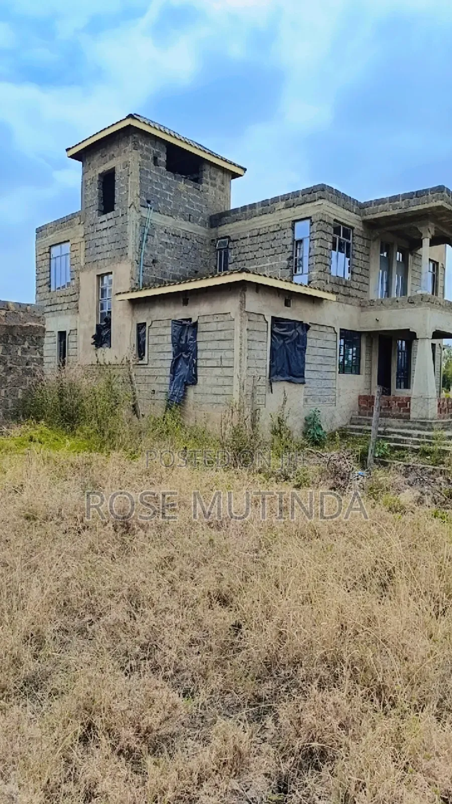 6bdrm Maisonette in Malaa for sale in Malaa
