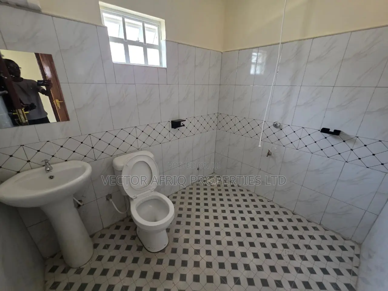 3bdrm Bungalow in Matasia for sale in Matasia
