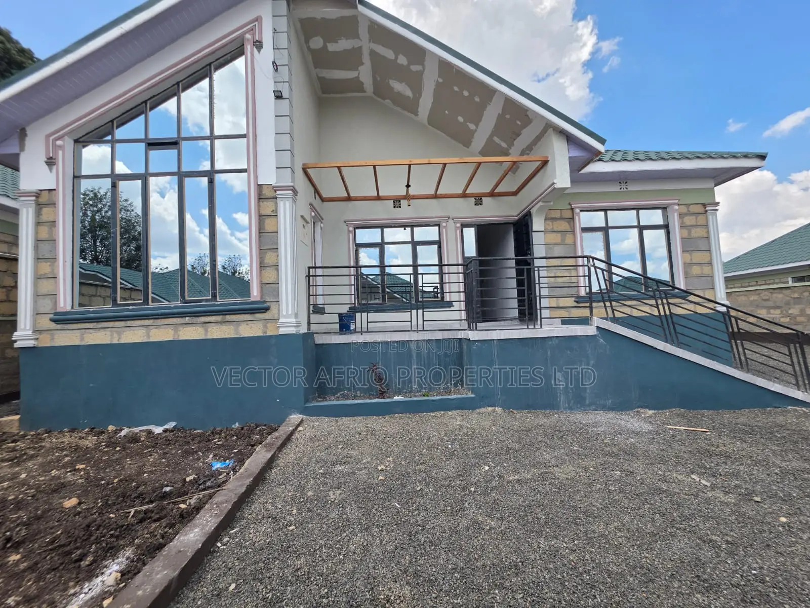 3bdrm Bungalow in Matasia for sale in Matasia