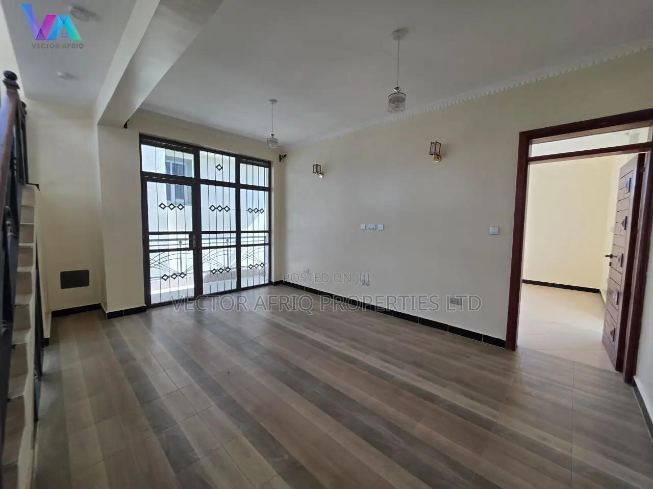 5bdrm House in Katani for sale in Katani