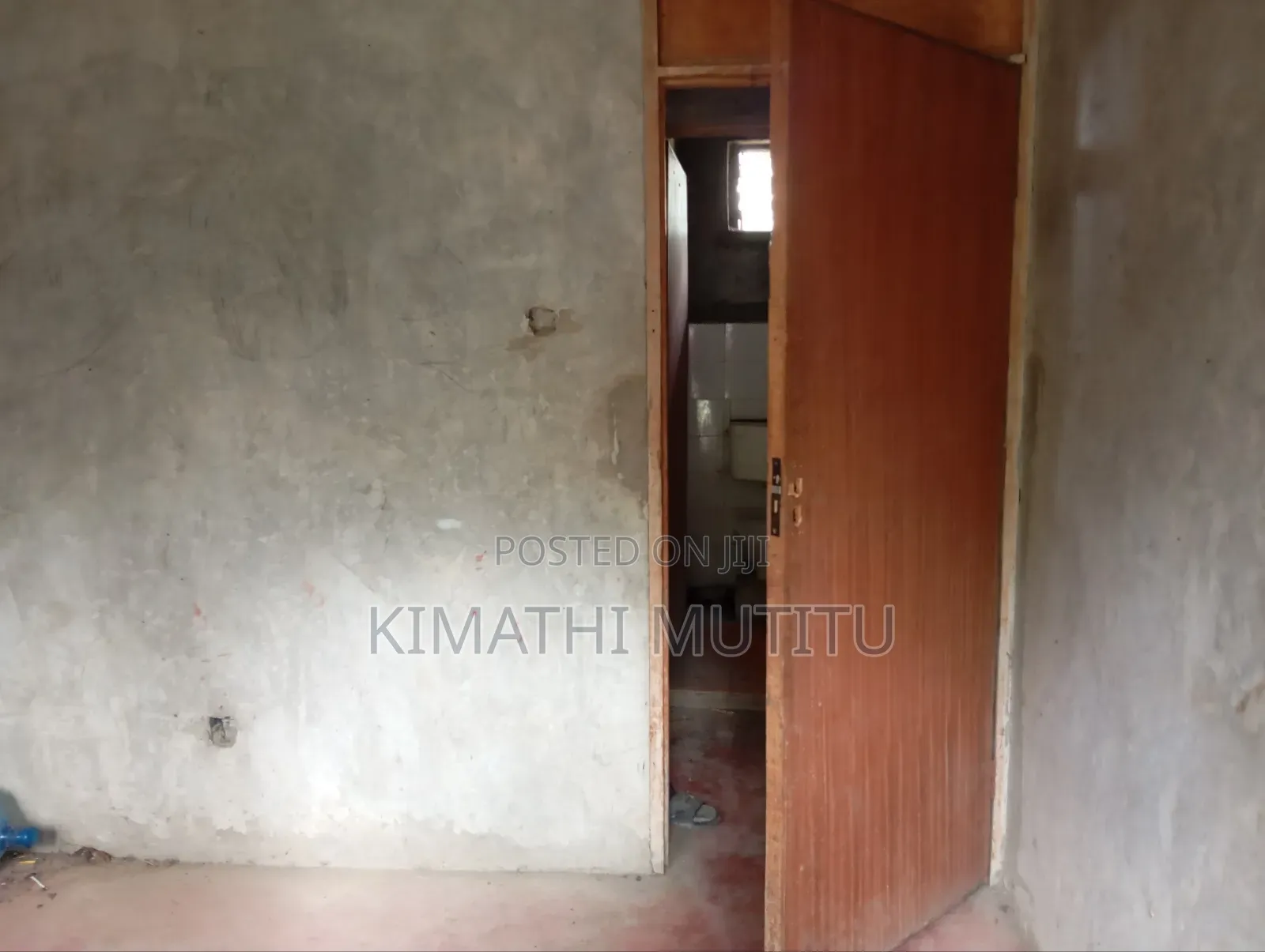 A Prime Building on a 1/4 Acre Near the Tarmac Road. in Ongata Rongai