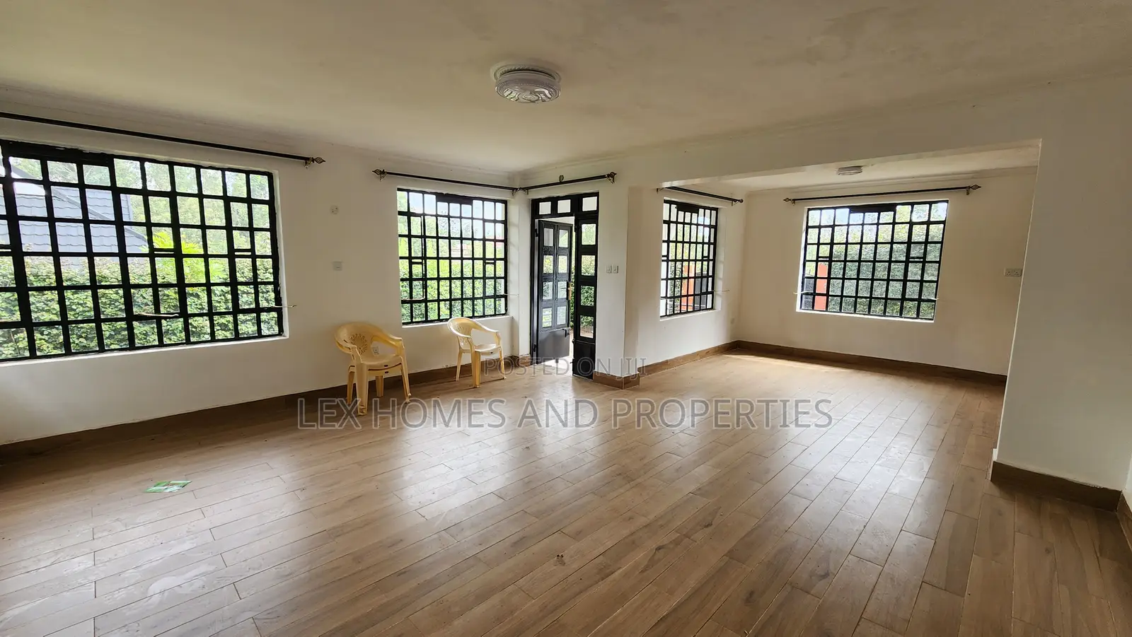 3bdrm Mansion in Rimpa for sale in Rimpa
