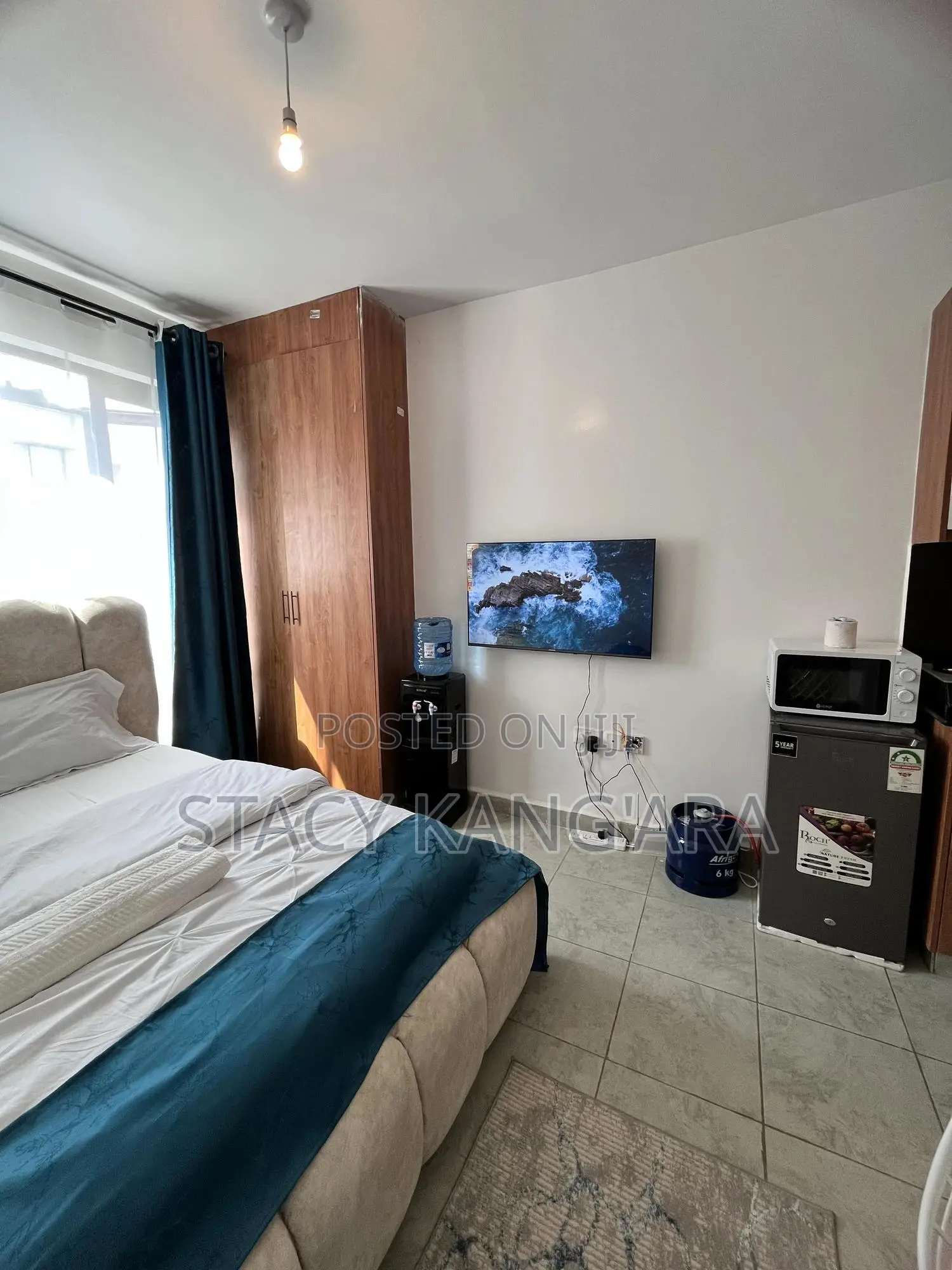Small Studio Apartment in Roysambu