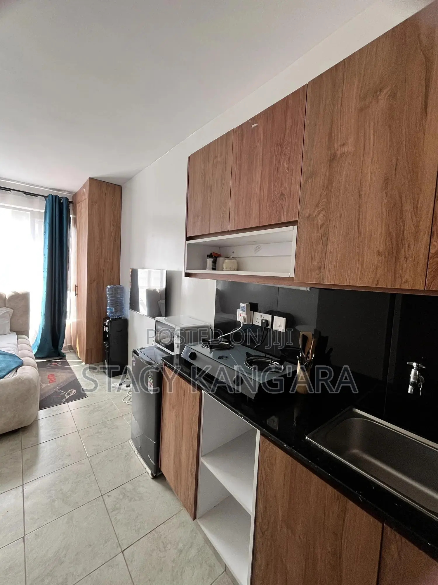 Small Studio Apartment in Roysambu