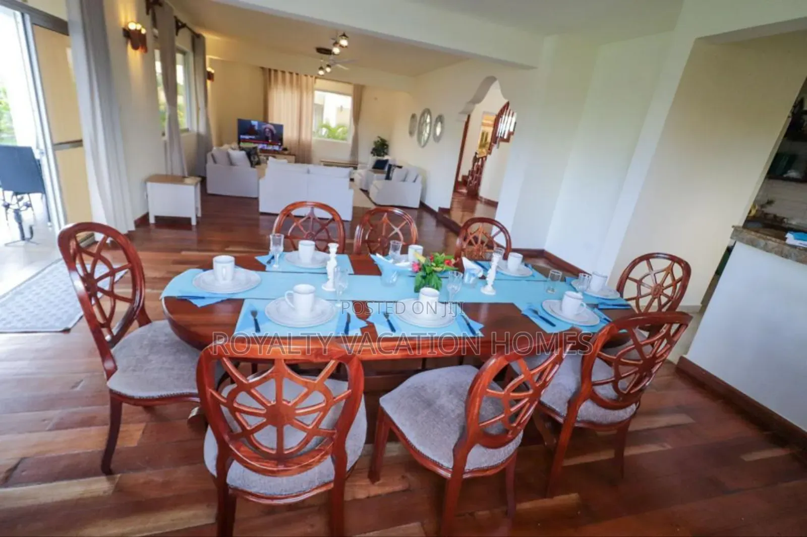Zuhri 5 Br Private Holiday Villa at Diani Beach in Diani
