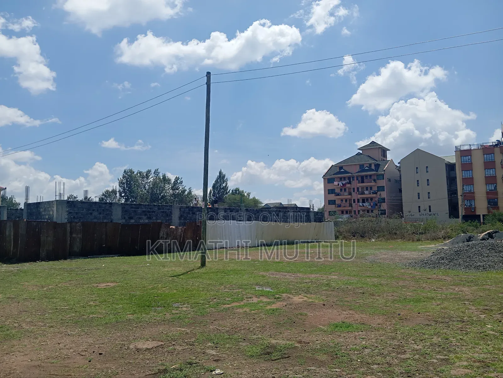 A Very Prime Commercial 1/4 Acre Near the Tarmac Road. in Ongata Rongai