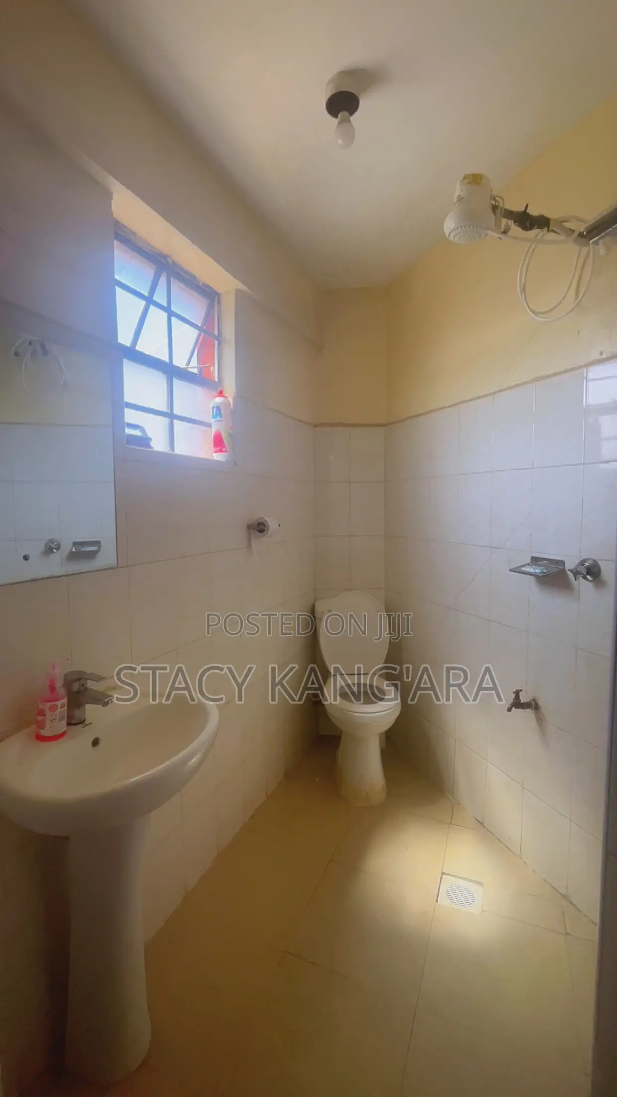 Fully Furnished Studio Apartment in Roysambu