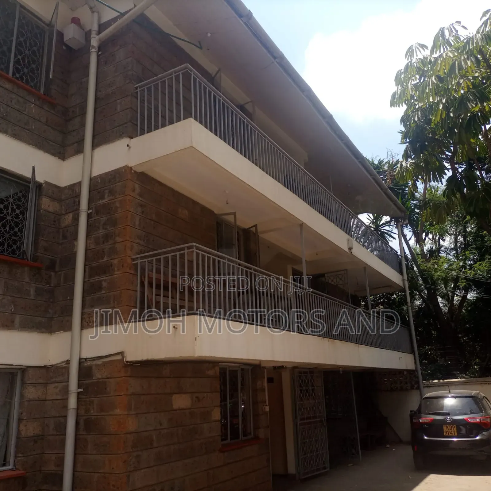 Furnished 3bdrm Block of Flats in Parklands/Highridge for sale in Parklands/Highridge
