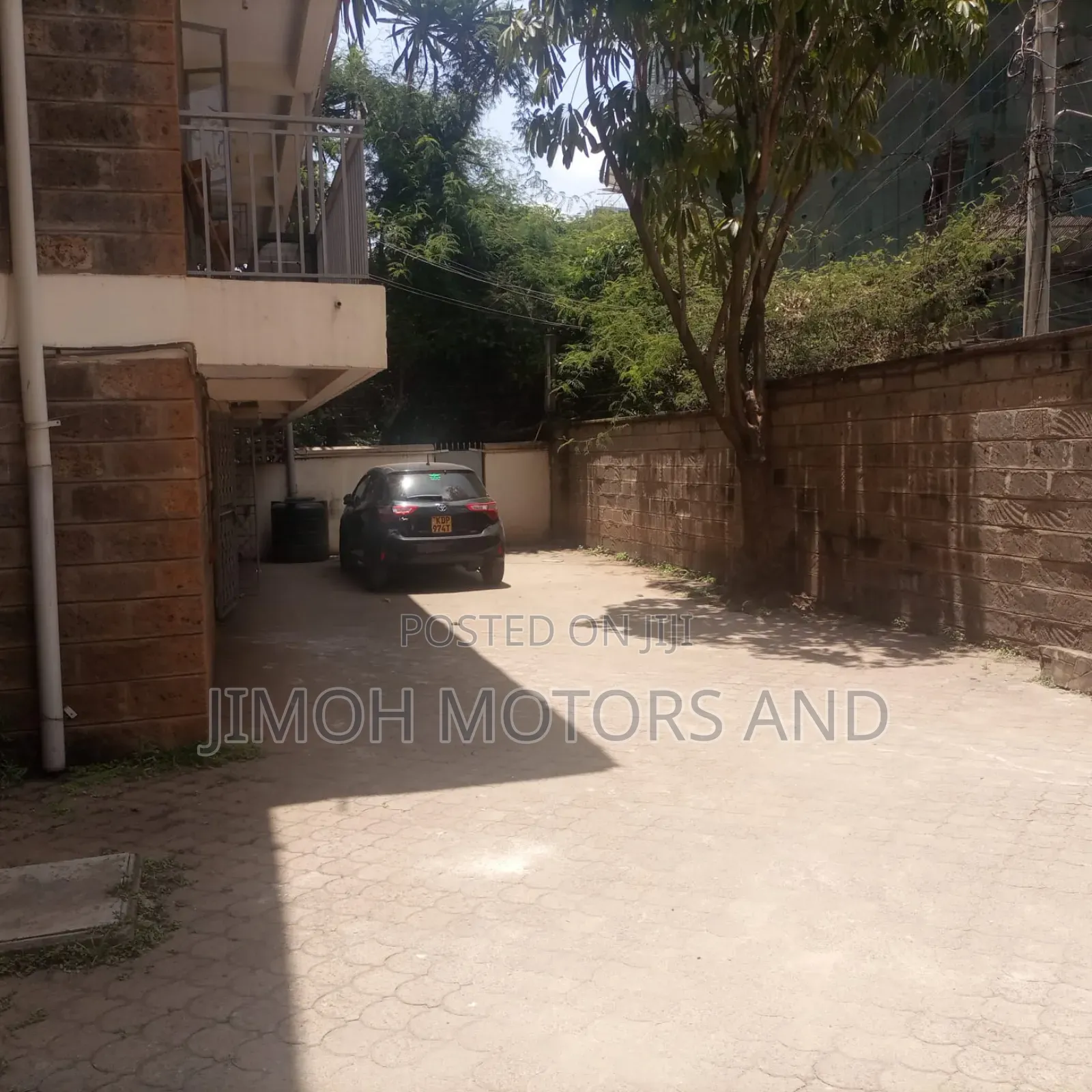 Furnished 3bdrm Block of Flats in Parklands/Highridge for sale in Parklands/Highridge