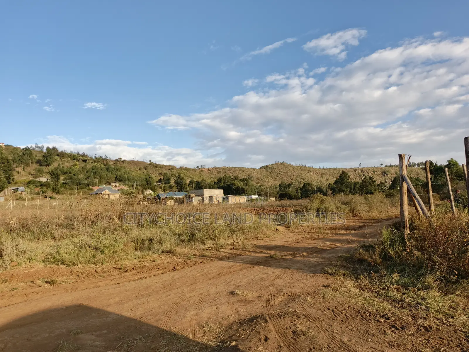 Raedy to Build 50x100 Land for Sale With All Amenities in Karai