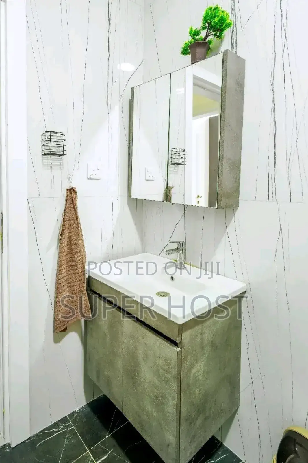 Studio Airbnb in Ruaka Near Quickmat Supermarket in Ruaka