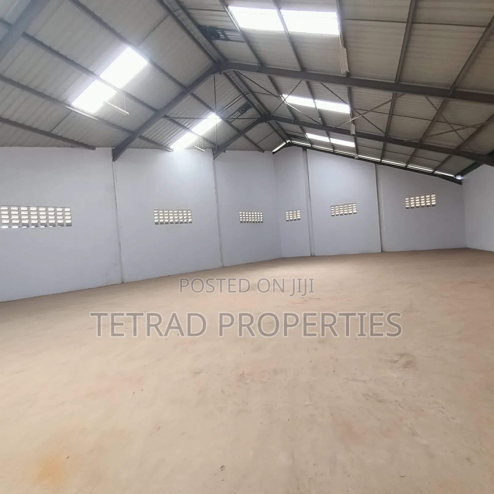 16000 Sqft Godown In Baba Dogo (Ksh. 40 Per Sqft + Vat) in Baba Dogo