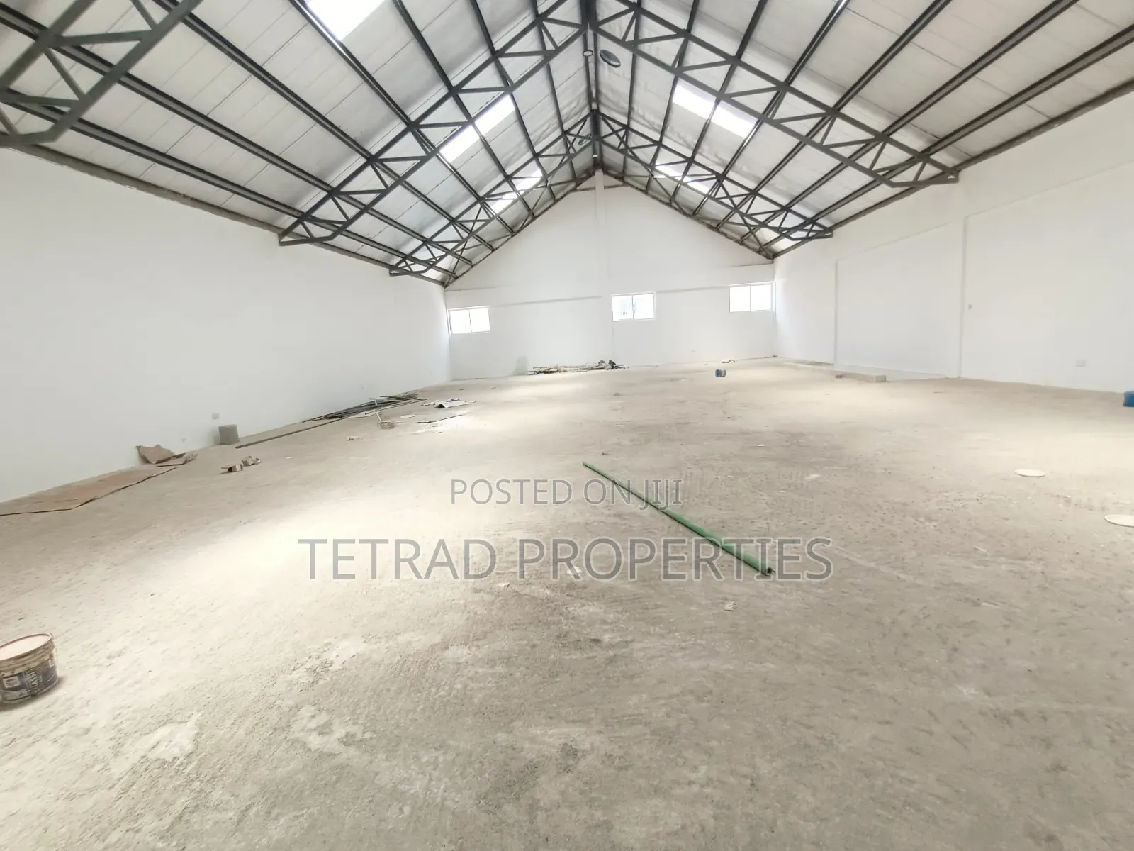 8000 SQFT Godown With in Ruiru Kamakis Area ( All Inclusive) in Kamakis