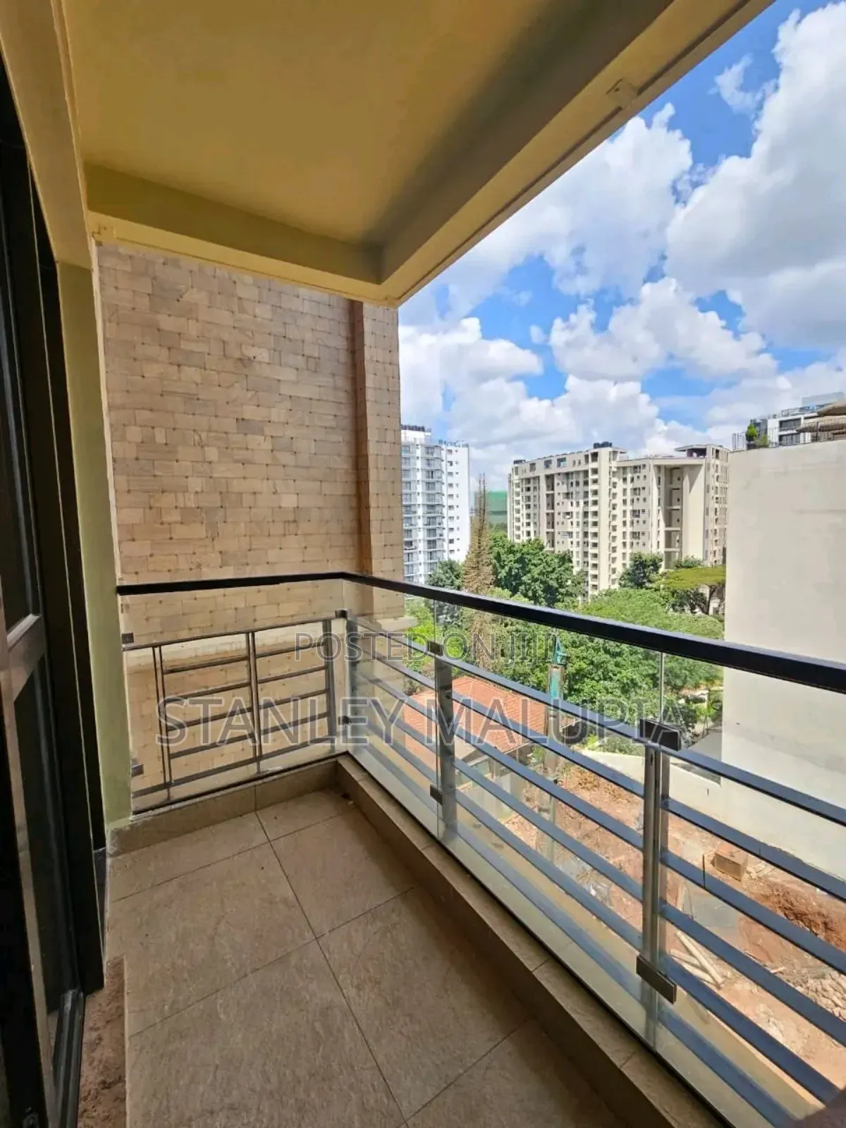2bdrm Apartment in Riverside Estate for rent in Riverside Drive