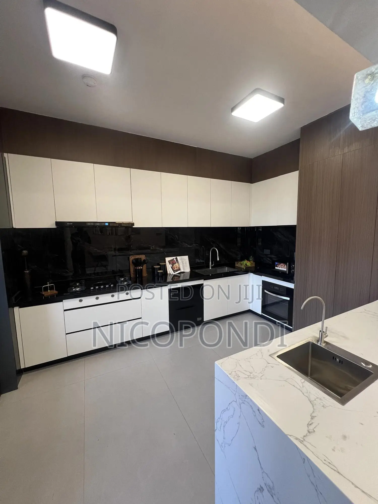 5bdrm Apartment in Kilimani, Hurlingham for sale in Hurlingham
