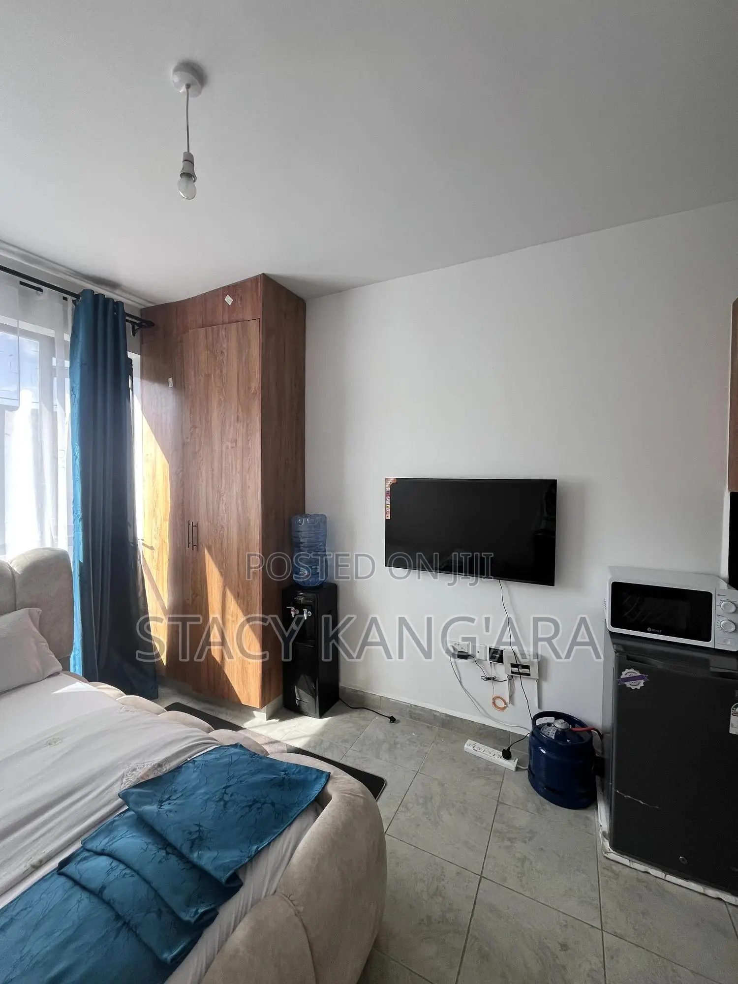 Modern Studio B B in Roysambu