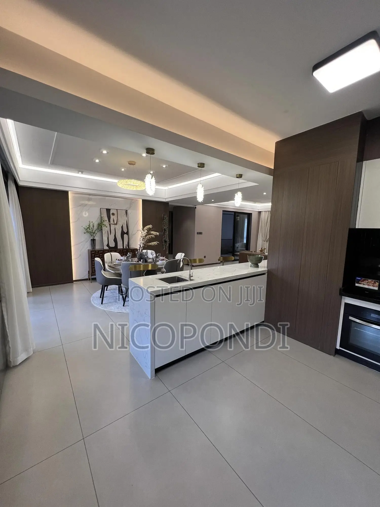 4bdrm Apartment in Kilimani, Hurlingham for sale in Hurlingham