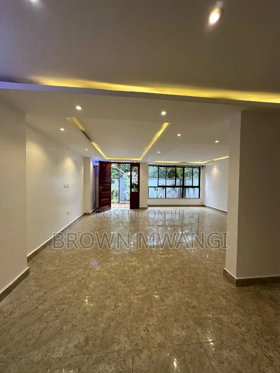 3bdrm House in Riverside Drive for rent in Riverside Drive