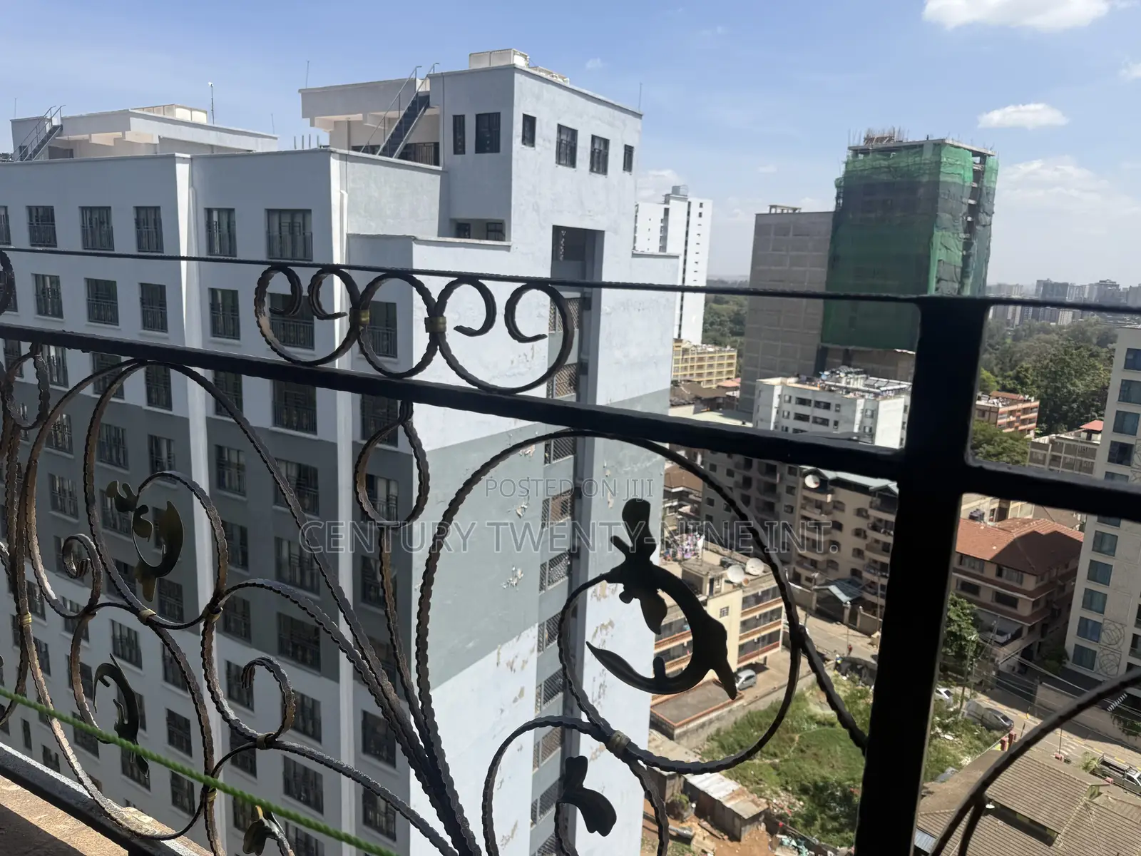 3bdrm Apartment in Amco Building 12Th, Parklands/Highridge for sale in Parklands/Highridge