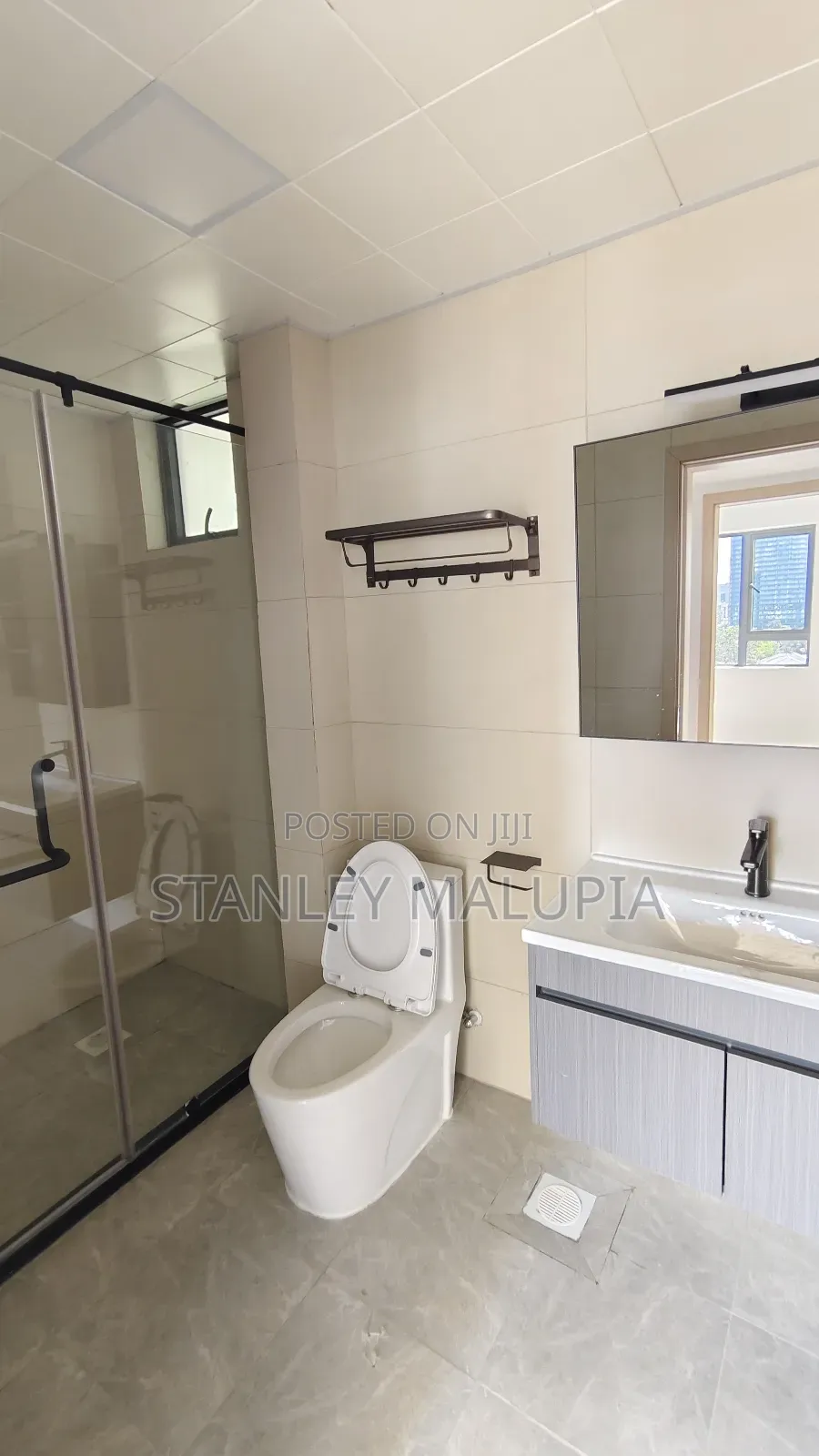 3bdrm Apartment in Rhapta Road Side for rent in Raphta Road Area