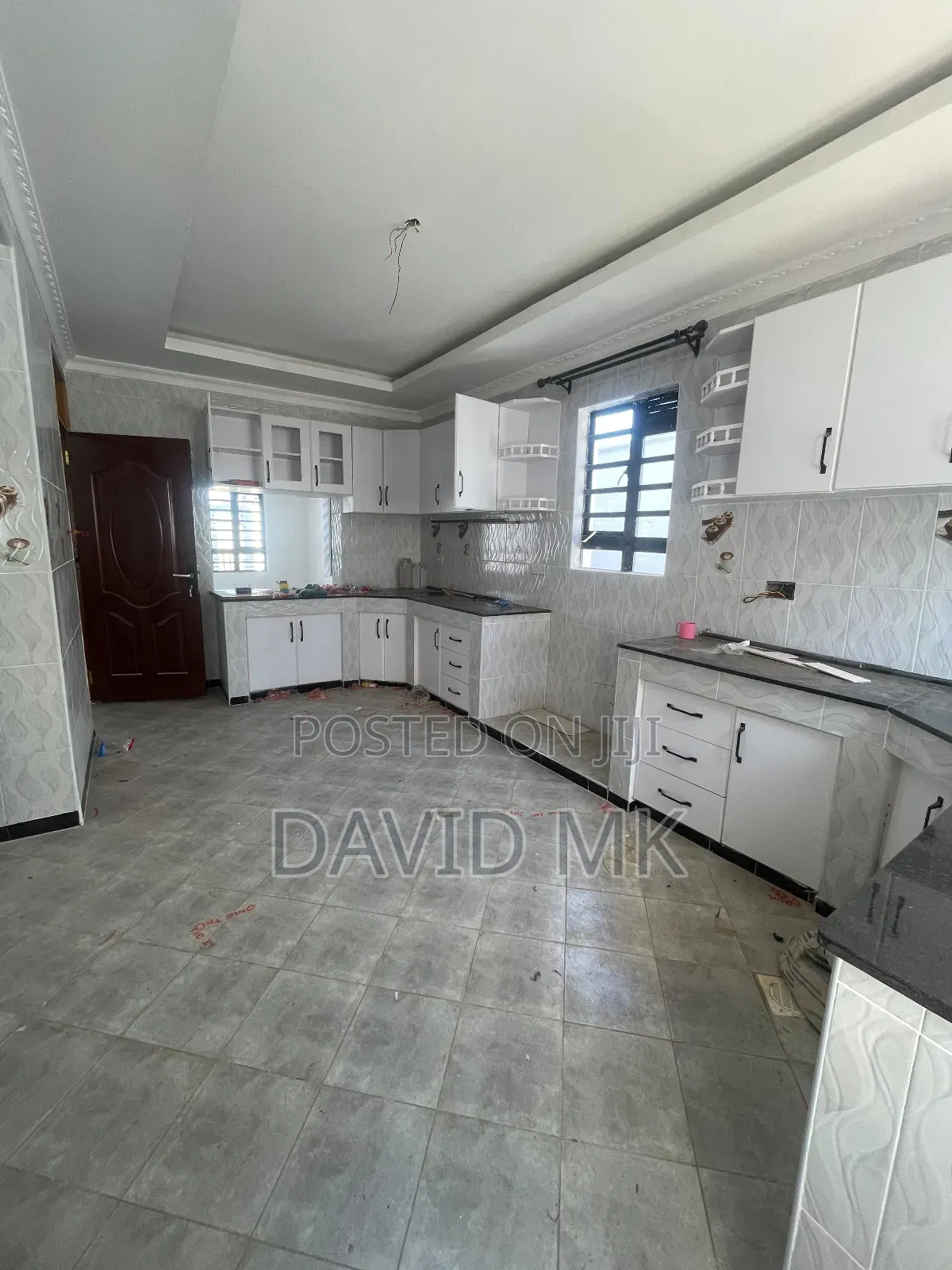 4bdrm Maisonette in Membley for rent in Membley Estate