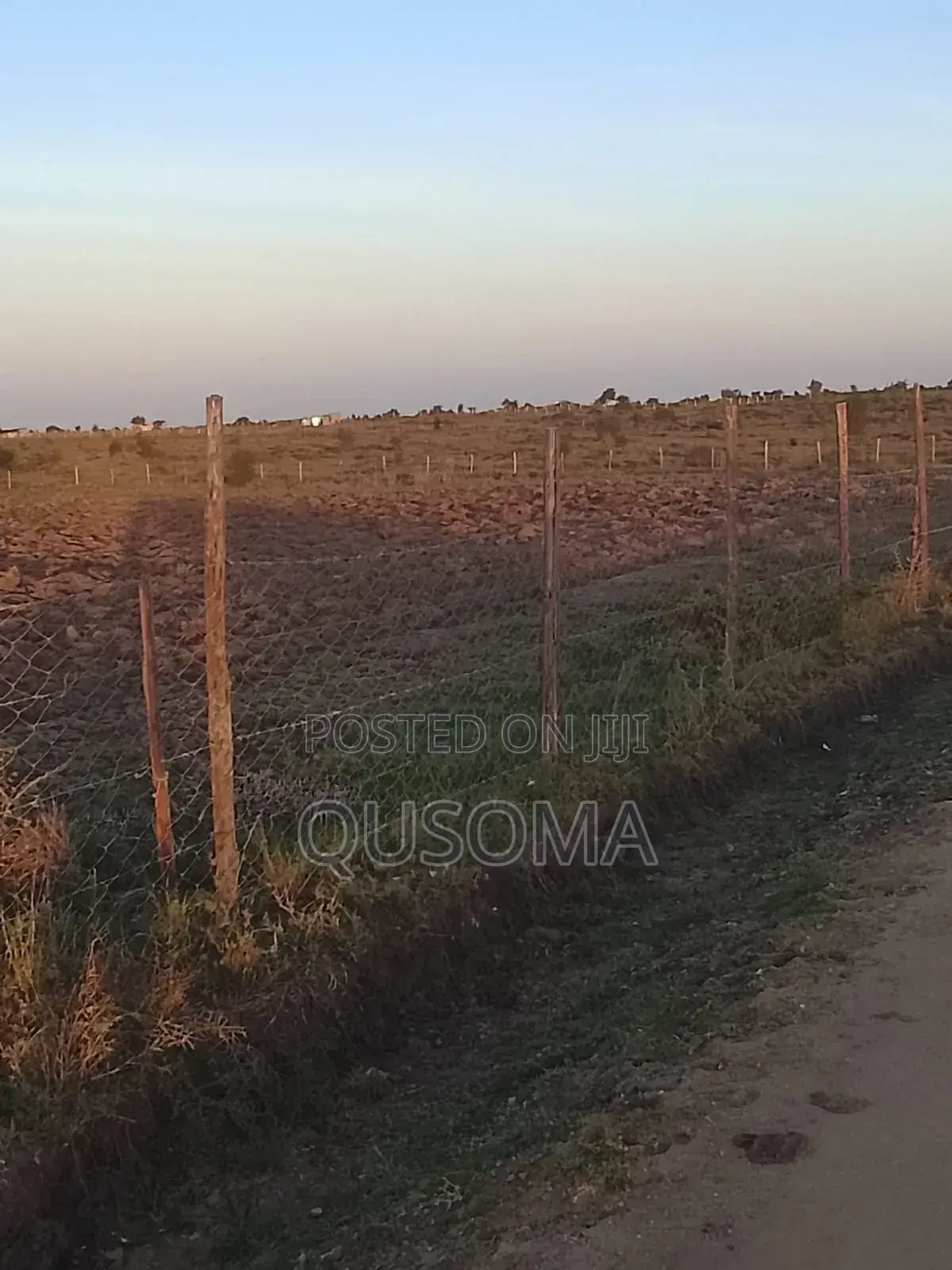 Distress Sale – Prime Fertile 10-Acre Farming, Enkirigiri, Kajiado in Kajiado CBD