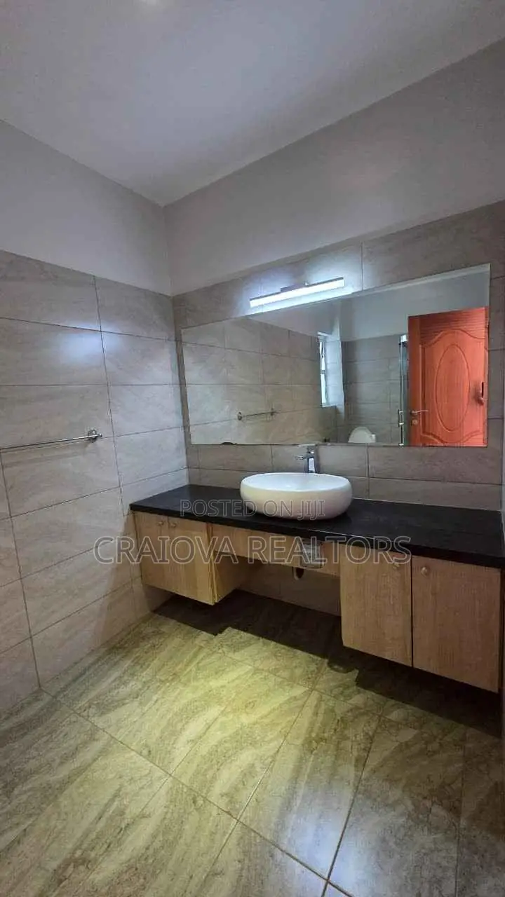 3bdrm Apartment in Kileleshwa for sale in Kileleshwa