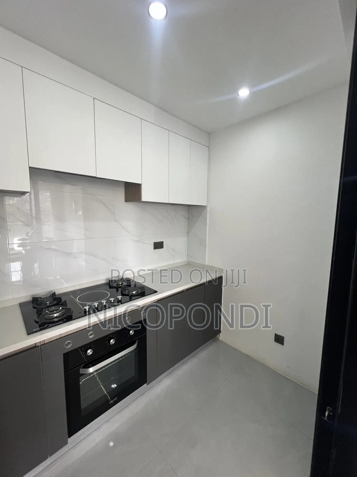 3bdrm Apartment in Kilimani, Hurlingham for sale in Hurlingham