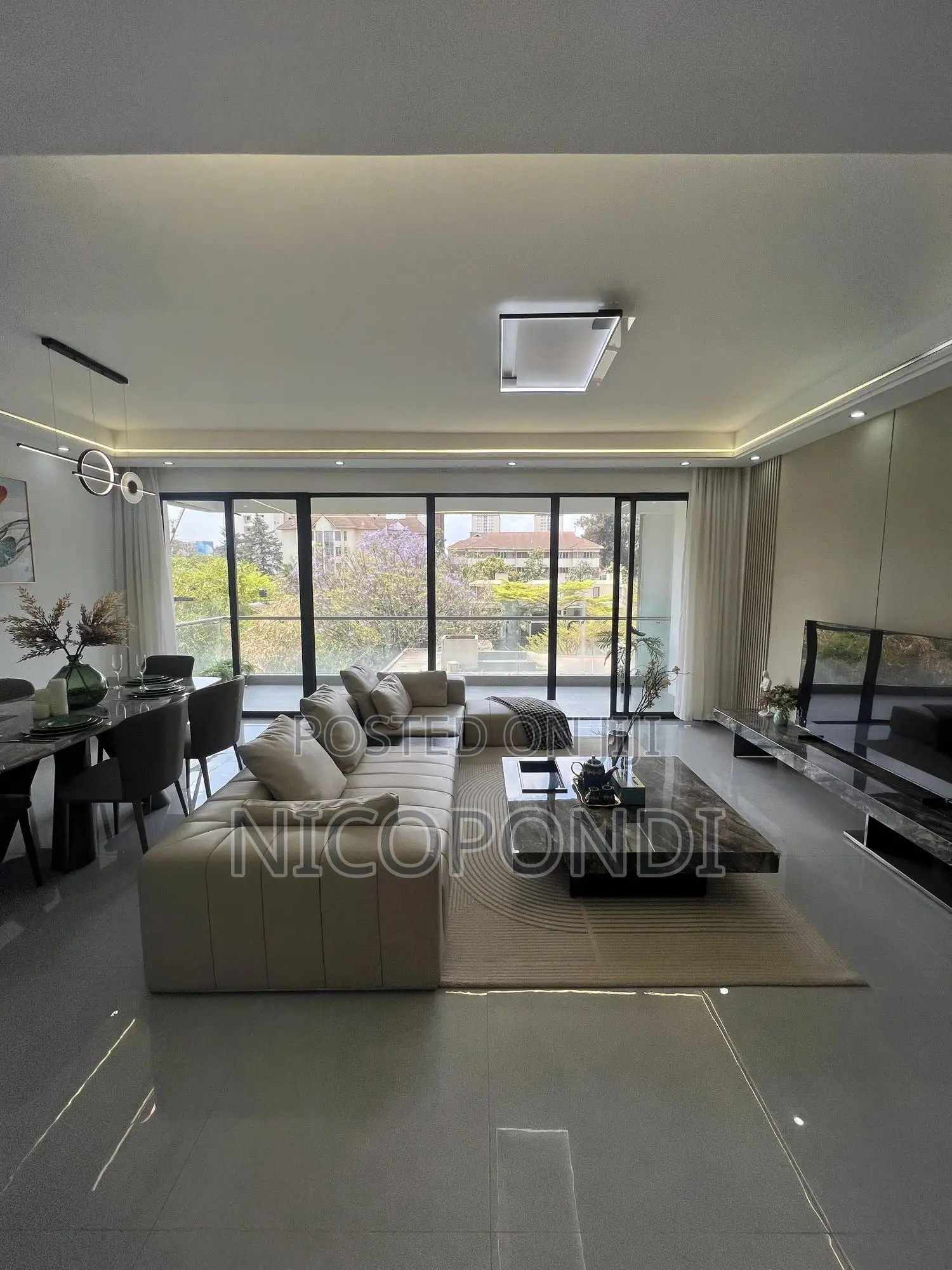 3bdrm Apartment in Kilimani, Hurlingham for sale in Hurlingham