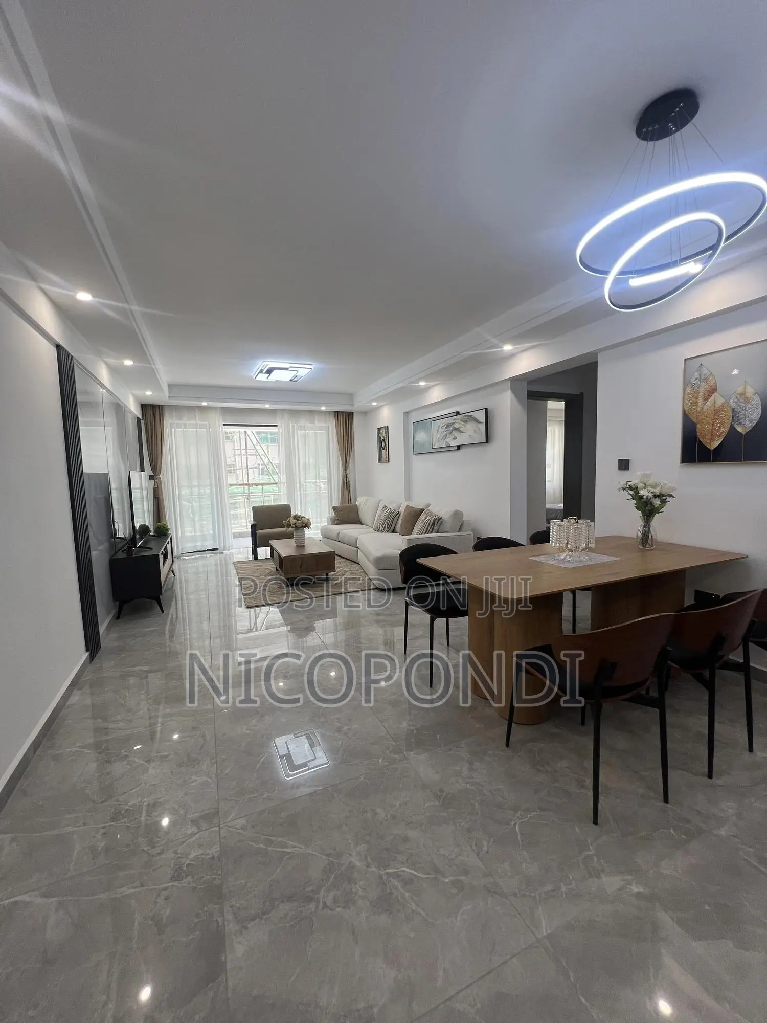 2bdrm Apartment in Lavington, Valley Arcade for sale in Valley Arcade