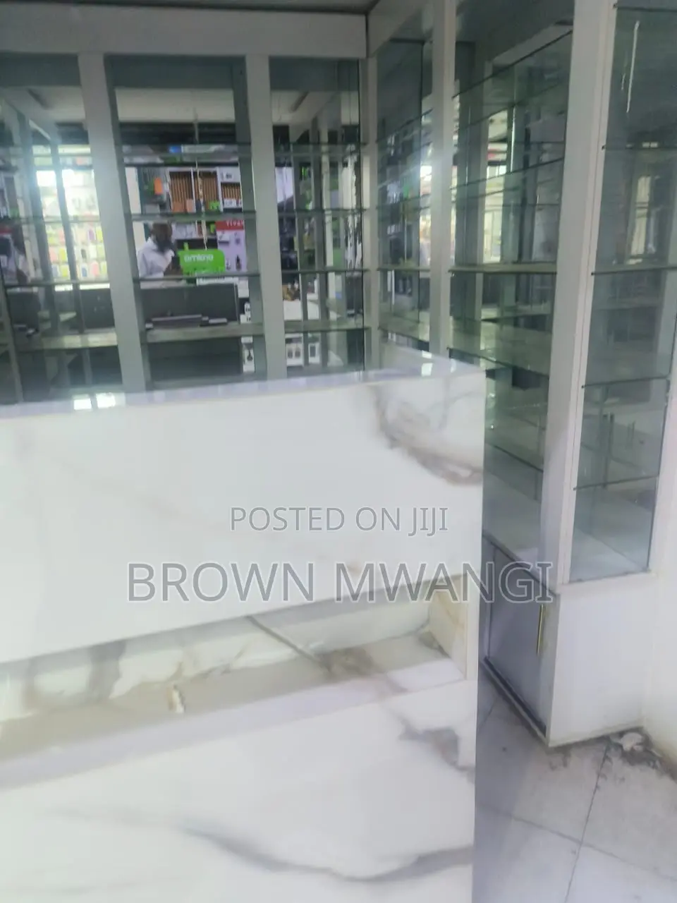 Shop Along Moi Avenue, Nairobi to Let in Nairobi Central