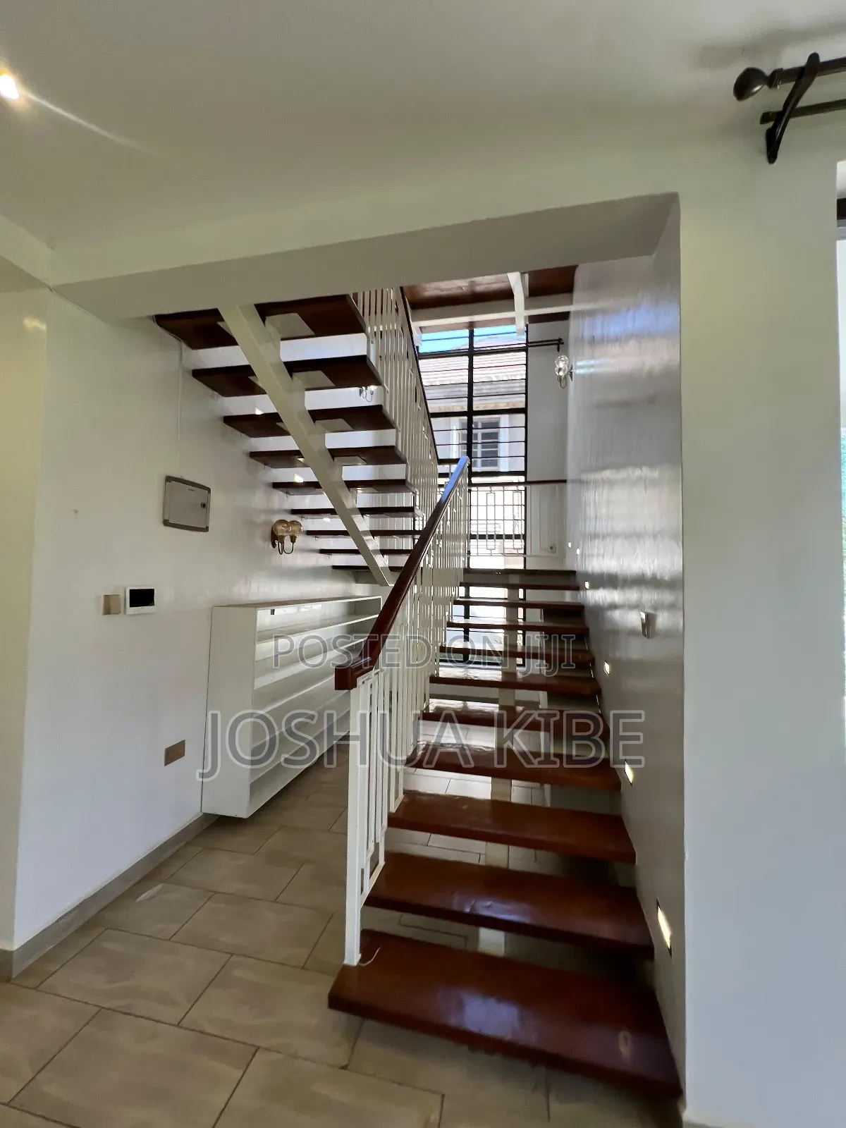 4bdrm Maisonette in Membly, Membley Estate for rent in Membley Estate
