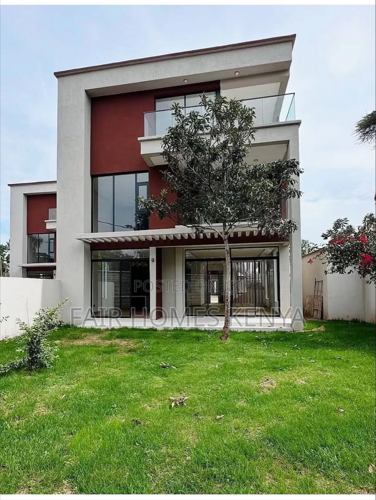 5bdrm Townhouse/Terrace in Lavington Green for sale in Lavington