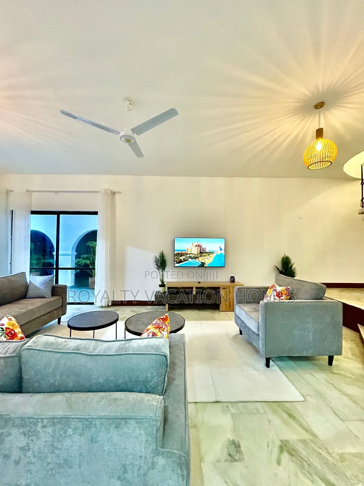 5 Bedroom Beachfront Villa in Nyali in Diani