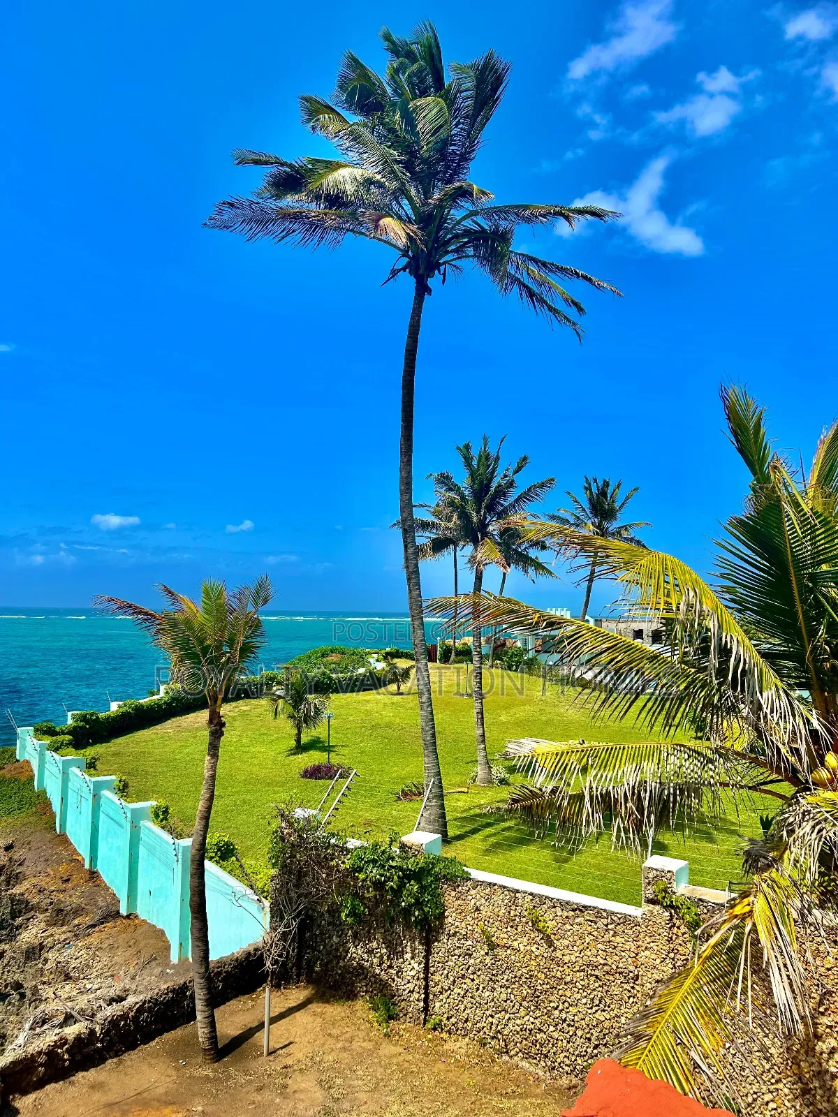 5 Bedroom Beachfront Villa in Nyali in Diani