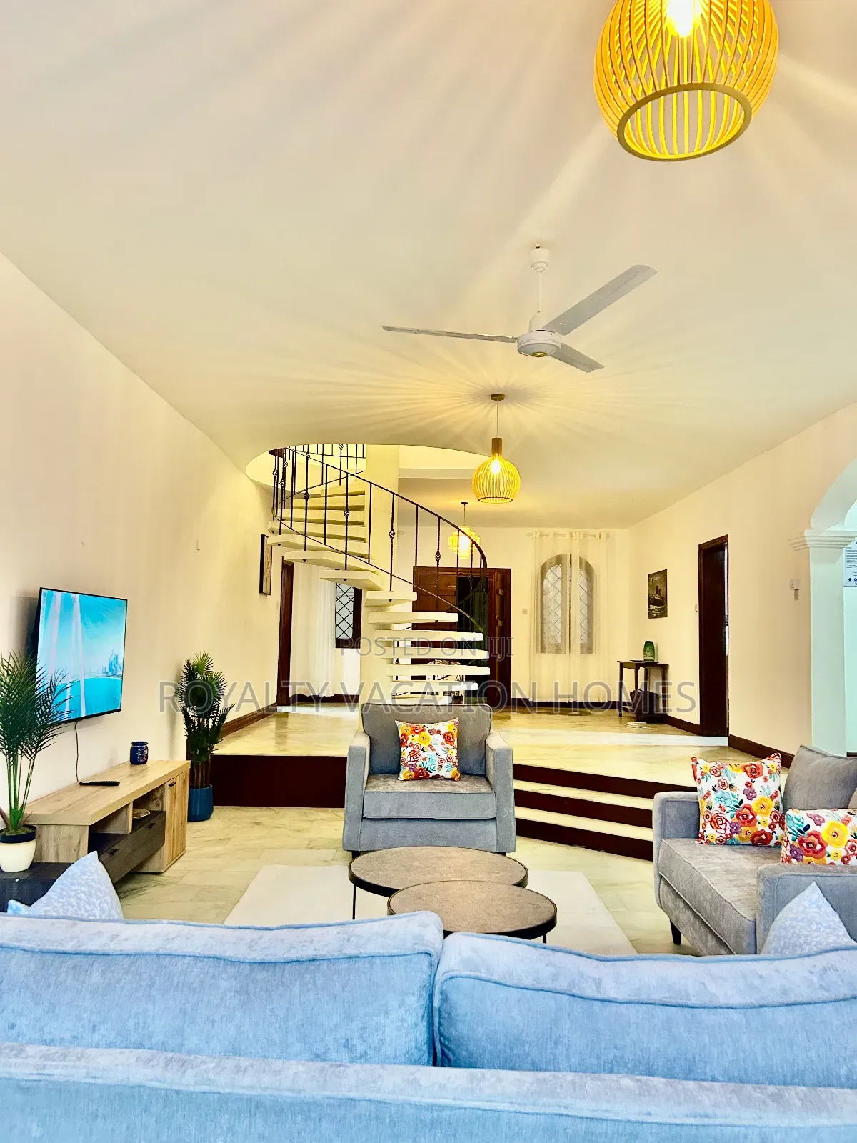 5 Bedroom Beachfront Villa in Nyali in Diani