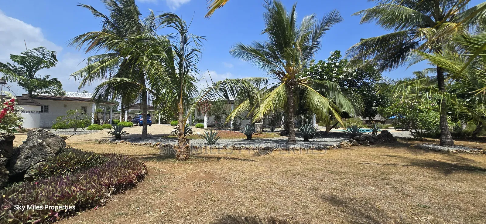 Furnished 3bdrm Villa in Kikambala for sale in Kikambala