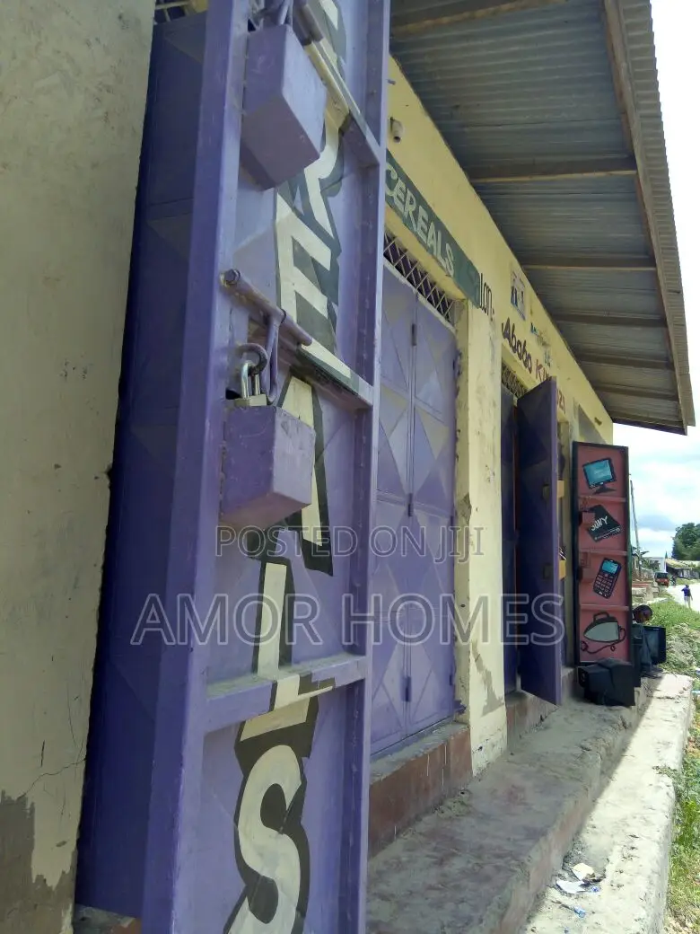 Shop to Let in Mtambo