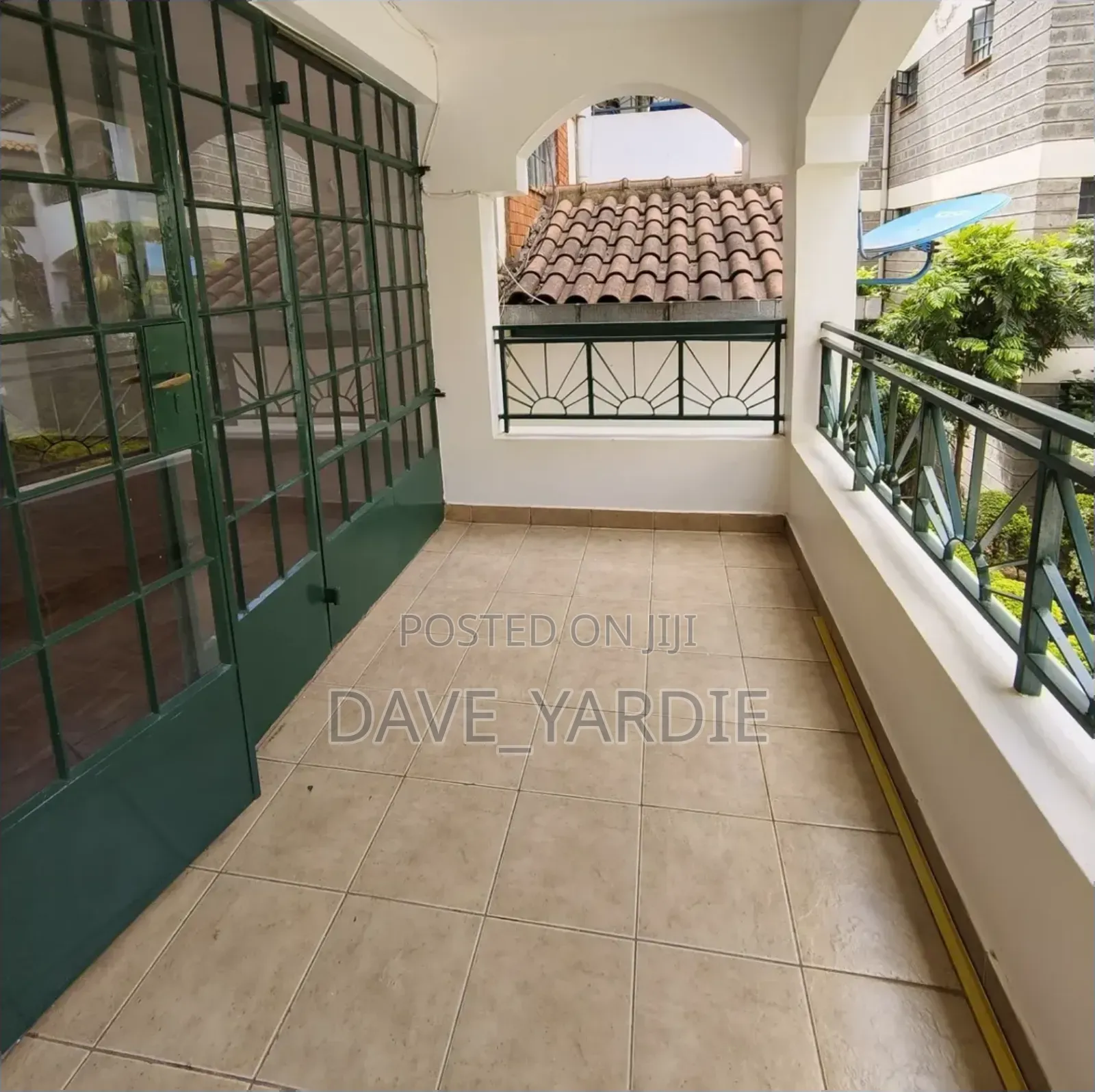 3bdrm Block of Flats in Lavington for sale in Lavington