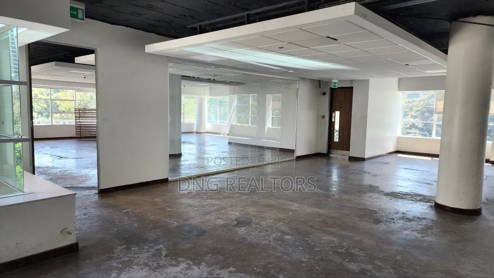 3600sqft Offcie Space Available for Lease Riverside in Riverside Drive