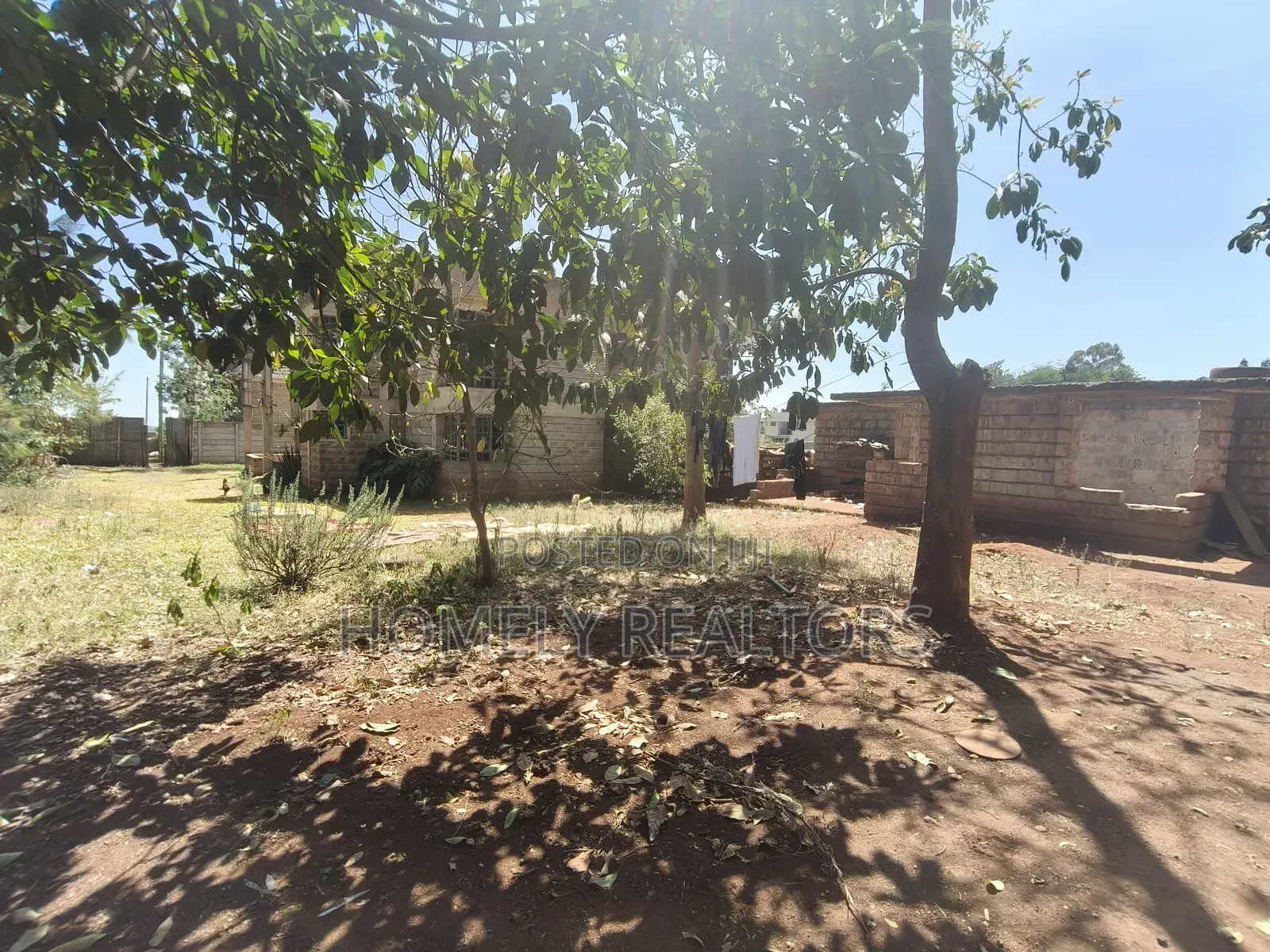 Quarter Acre Plot in Kerarapon Drive With Incomplete 4-BDRM Maisonette in Kerarapon