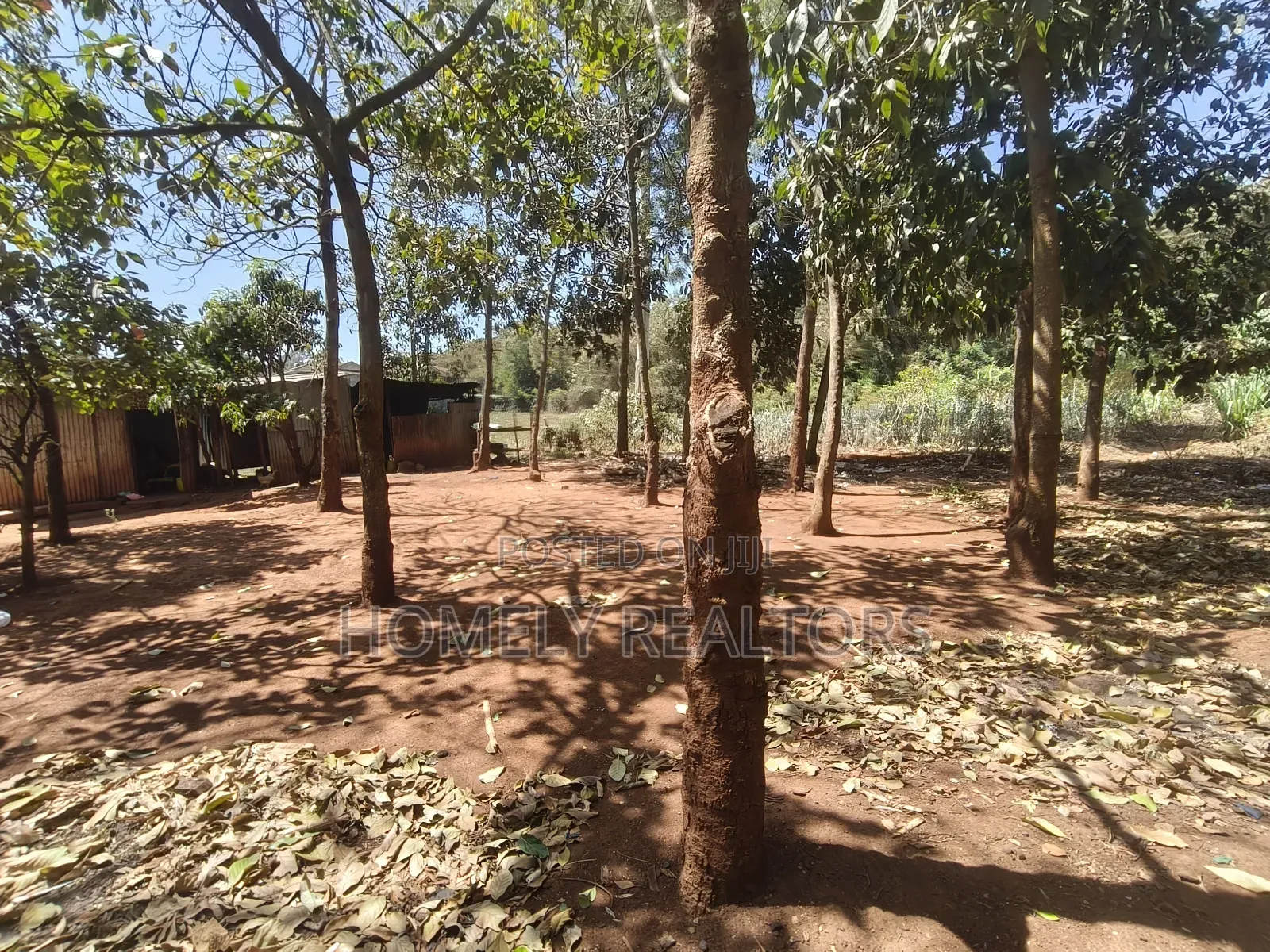 Quarter Acre Plot in Kerarapon Drive With Incomplete 4-BDRM Maisonette in Kerarapon