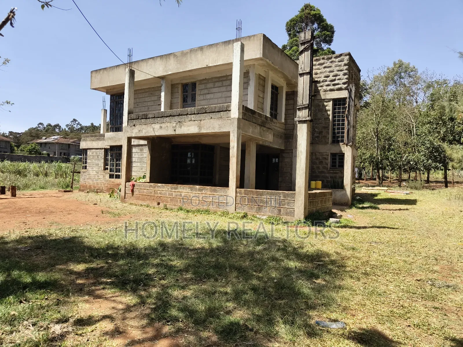 4bdrm Maisonette in Kerarapon Drive, for sale in Kerarapon
