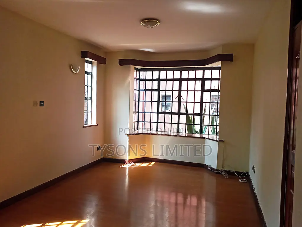 3bdrm Apartment in Lavington, Valley Arcade for sale in Valley Arcade